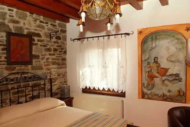 παραδοσιακός ναϊάς