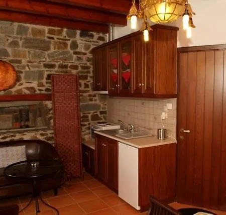 παραδοσιακός ναϊάς Apartman *