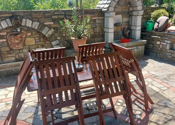 Παραδοσιακός Ξενώνας Ναϊάς Apartament